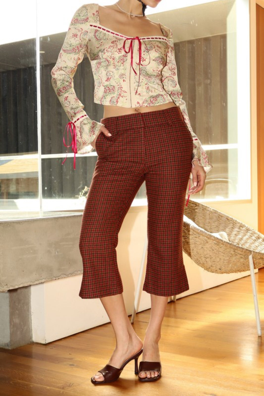 Siena Crop Capri Houndstooth Pant