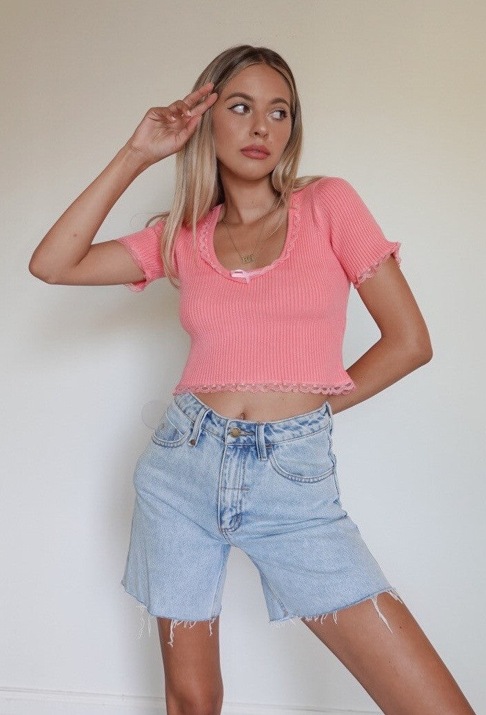 CALIstyle Petals Knit Top In Coral 